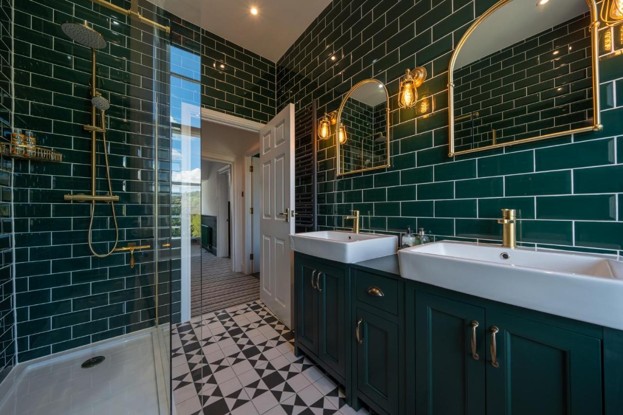 Luxurious Grand 6 Bedroom Home In Bath - Perfect For Groups & Sleeps 12! Exterior photo