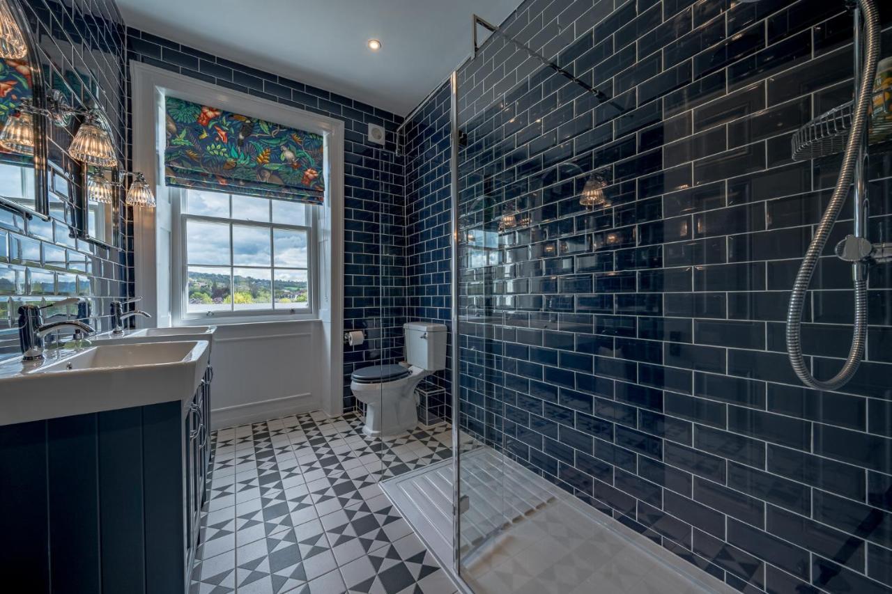 Luxurious Grand 6 Bedroom Home In Bath - Perfect For Groups & Sleeps 12! Exterior photo